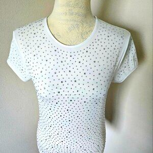 🔥White Studded stretch Top cap sleeves size small 🔥